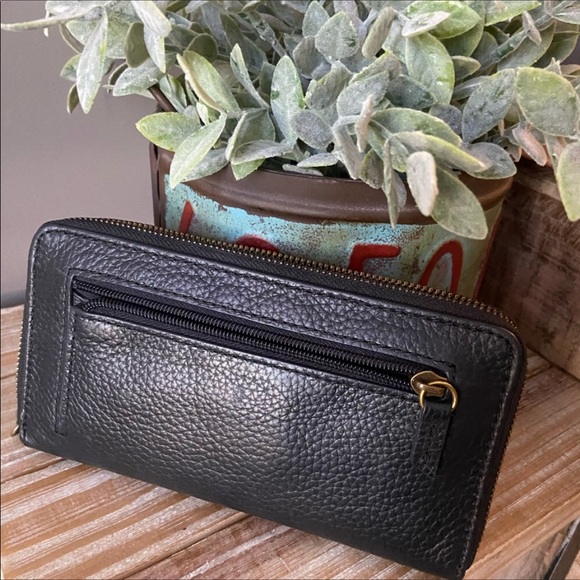Fossil Leather Black Wallet - Picture 3 of 4